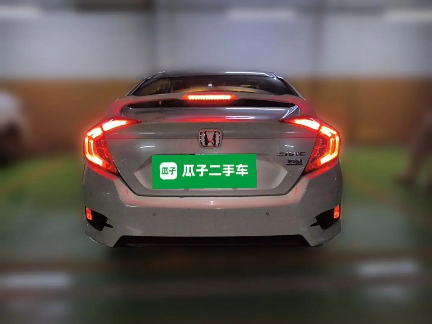 Honda Civic 2021 HATCHBACK 220TURBO CVT Trendy Cool Edition — миниатюра 5