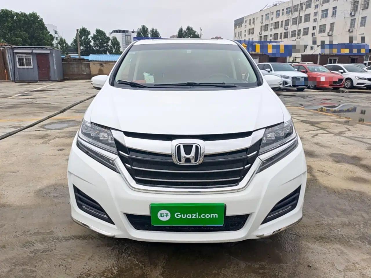 Honda Elysion 2016 2.4L Luxury Edition — миниатюра 2
