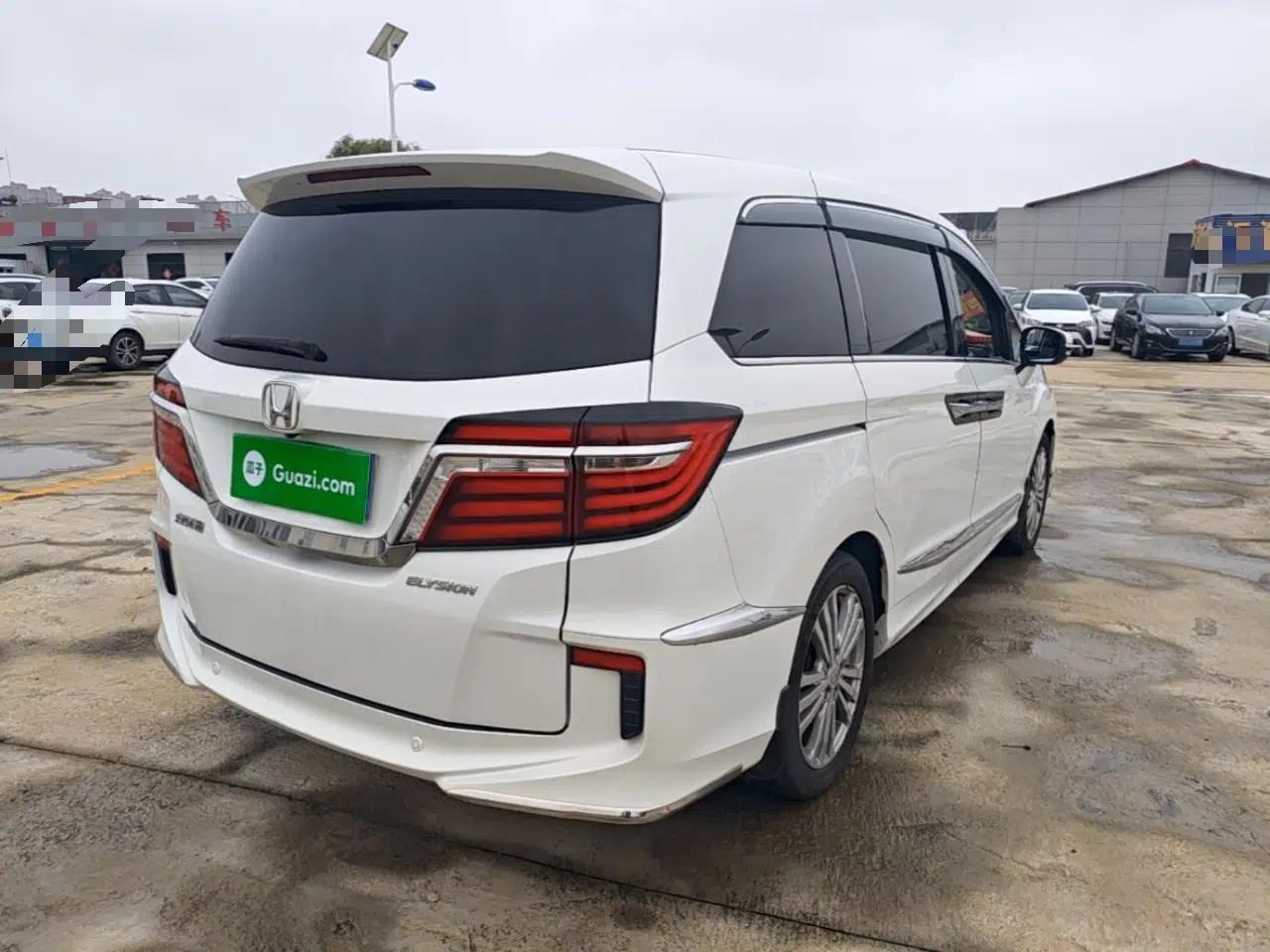 Honda Elysion 2016 2.4L Luxury Edition — миниатюра 6