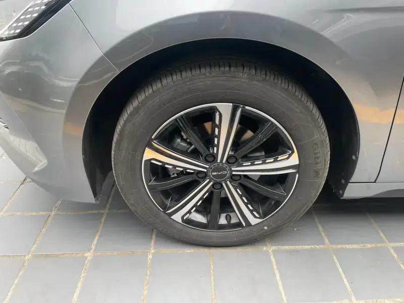 Destroyer 05 2024 Glory Edition DM-i 120KM Premium — миниатюра 5