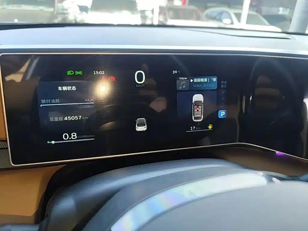 Geely ICON 2023 1.5TD Chocolate Edition — миниатюра 12