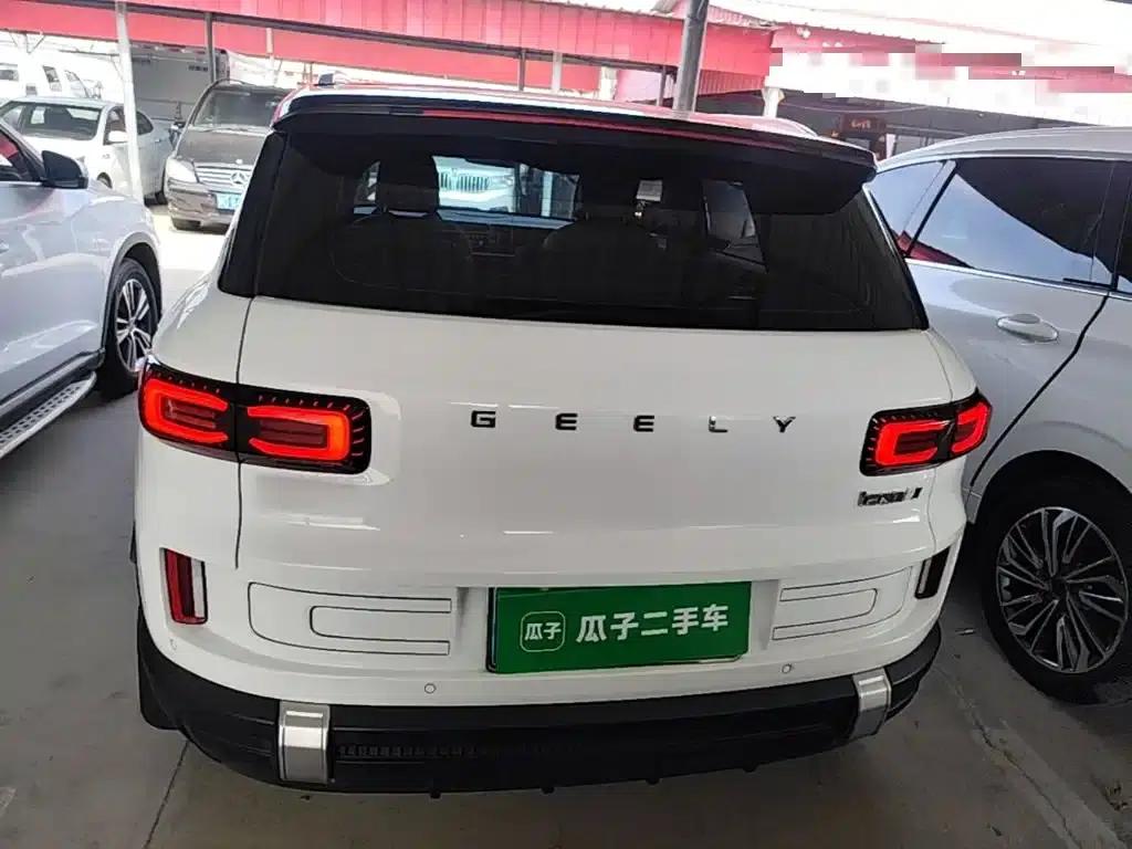 Geely ICON 2023 1.5TD Chocolate Edition — миниатюра 6