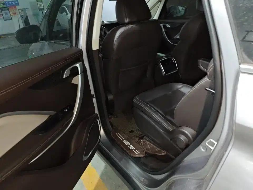 Geely Jiaji 2021 1.8TD DCT Luxury Edition — миниатюра 7