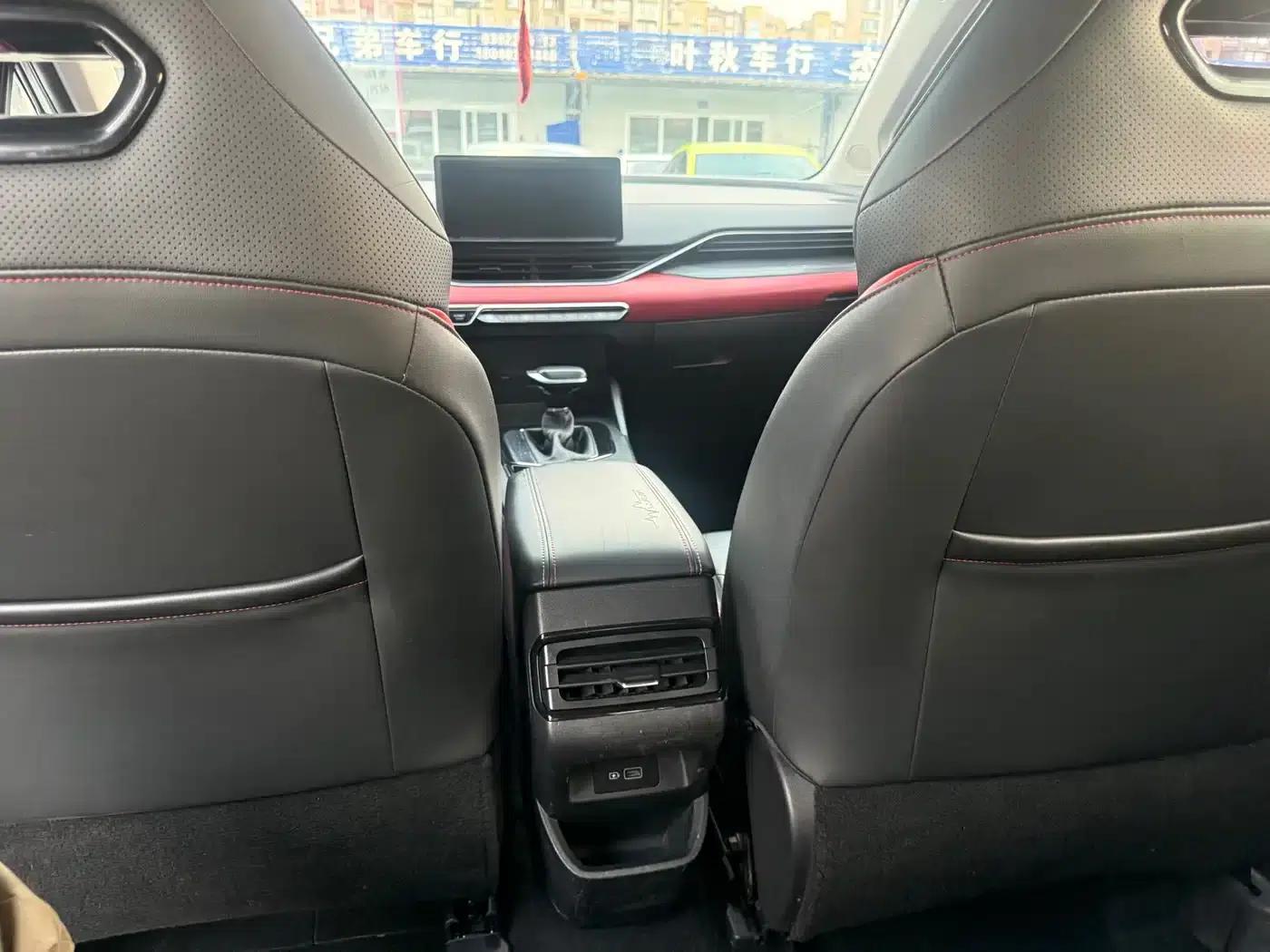 Geely Emgrand S 2021 1.4T CVT Premium Edition — миниатюра 7