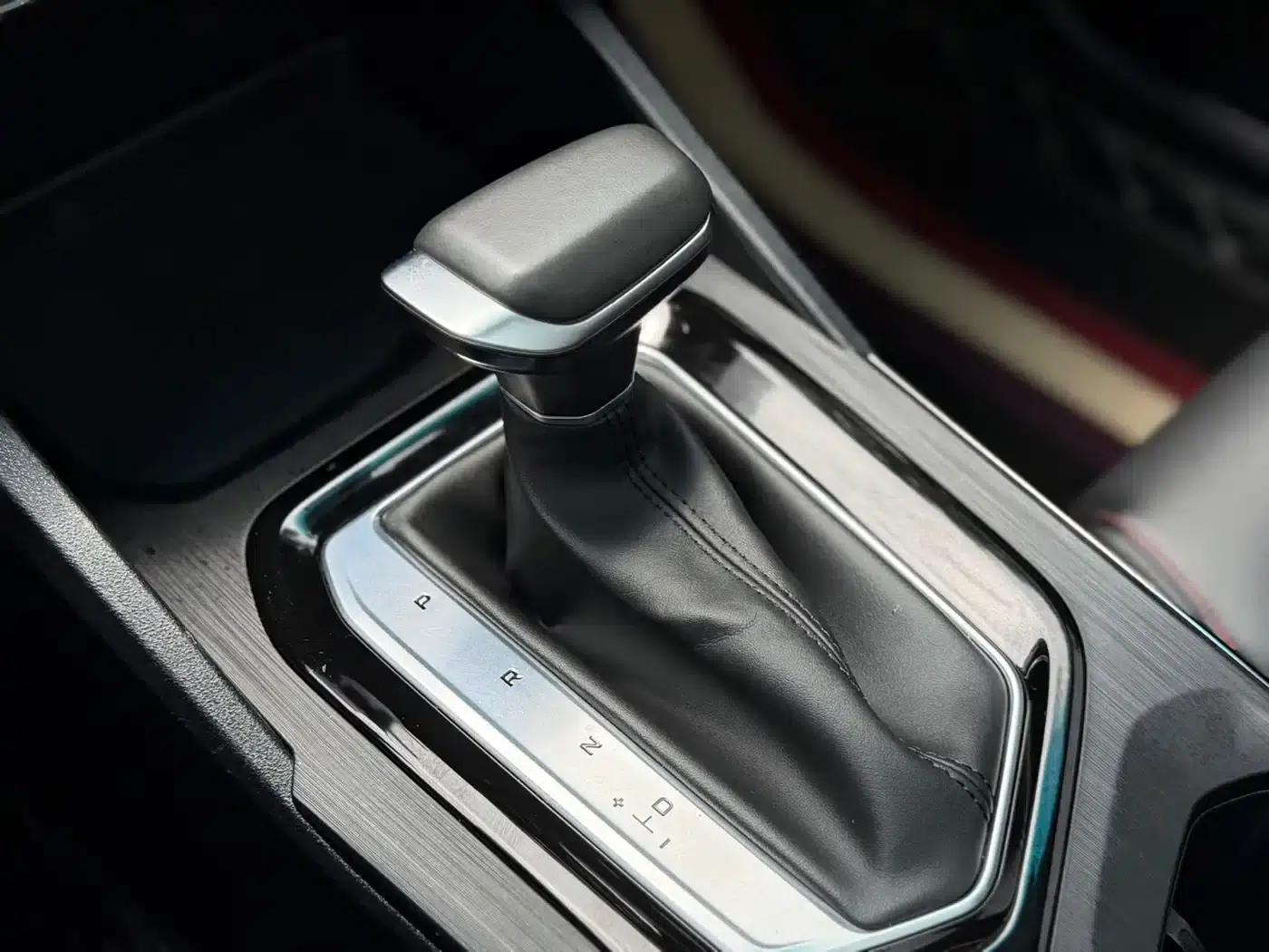 Geely Emgrand S 2021 1.4T CVT Premium Edition — миниатюра 12
