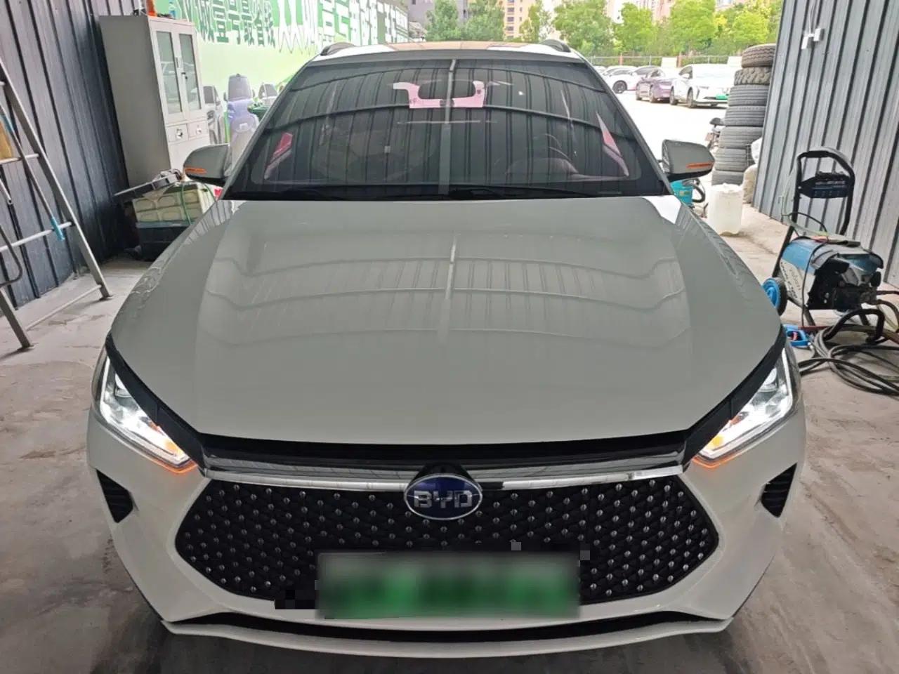 BYD e2 2020 Upgraded Version Long-Range Edition Luxury Model — миниатюра 2