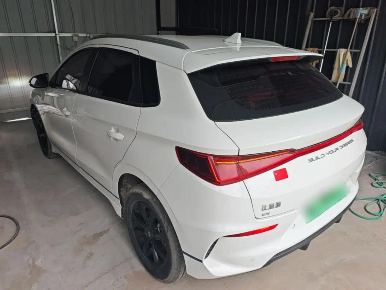 BYD e2 2020 Upgraded Version Long-Range Edition Luxury Model — миниатюра 4