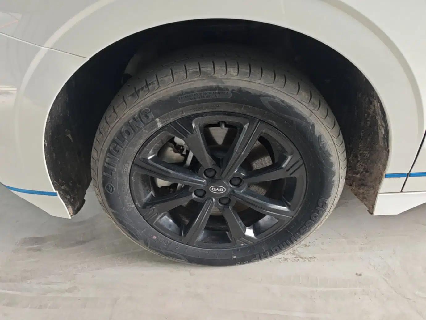 BYD e2 2020 Upgraded Version Long-Range Edition Luxury Model — миниатюра 10