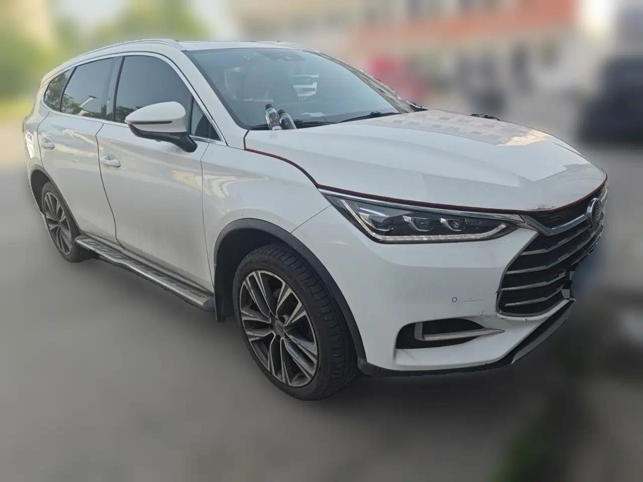BYD Tang 2018 2.0T Automatic SmartConnect Prestige 7-Seater China V Standard — миниатюра 3
