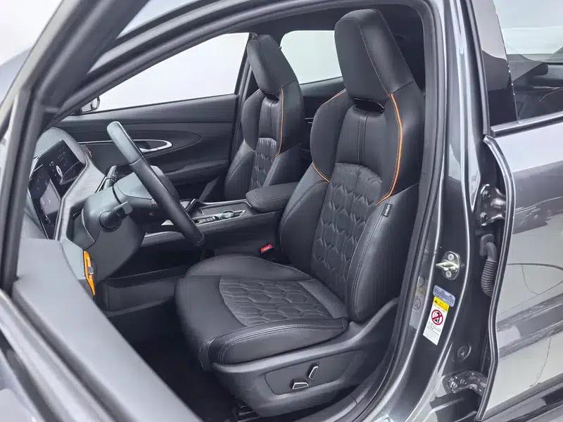 Changan UNI-T 2022 1.5T Premium Edition — миниатюра 21