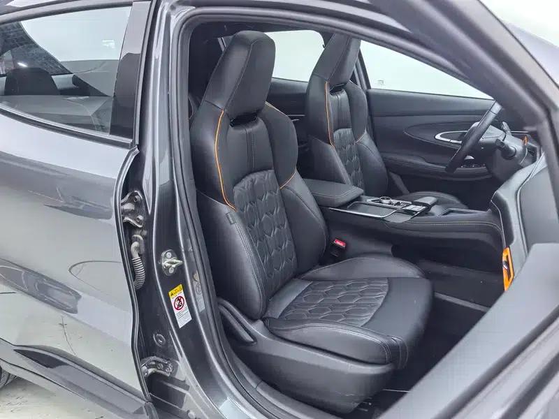 Changan UNI-T 2022 1.5T Premium Edition — миниатюра 22