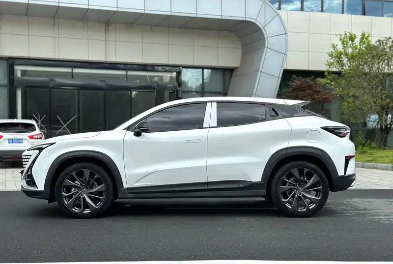 Changan UNI-T 2020 1.5T Premium Edition — миниатюра 4