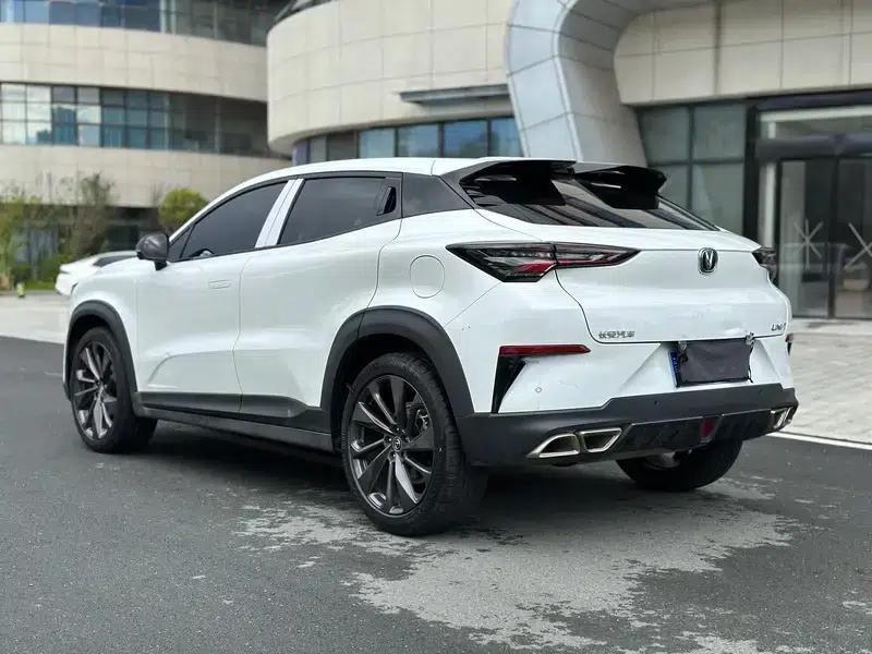 Changan UNI-T 2020 1.5T Premium Edition — миниатюра 5