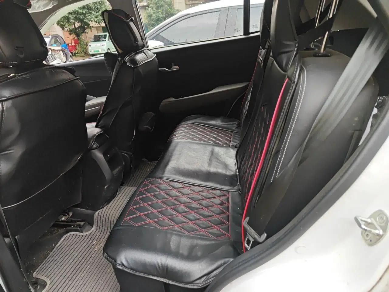 Baojun 510 2017 1.5L Manual Fashion Model — миниатюра 17