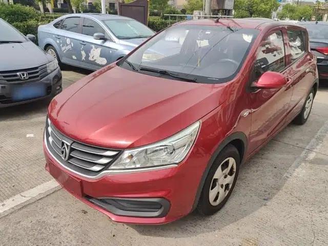 Baojun 310 2016 1.2L manual Comfort trim level