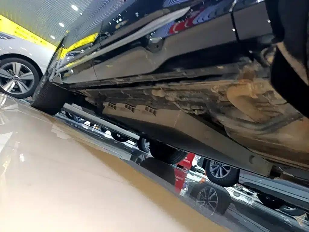 Blue Electric E5 2023 Model 1.5L DE-i 110KM Flagship 7-Seater — миниатюра 22