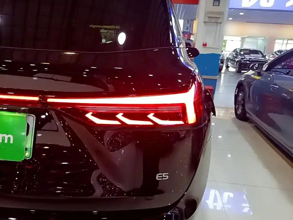 Blue Electric E5 2023 Model 1.5L DE-i 110KM Flagship 7-Seater — миниатюра 8