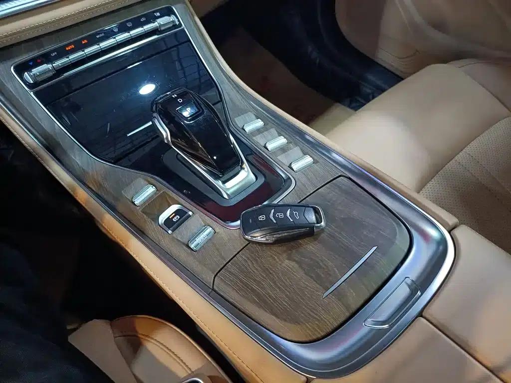 Blue Electric E5 2023 Model 1.5L DE-i 110KM Flagship 7-Seater — миниатюра 9