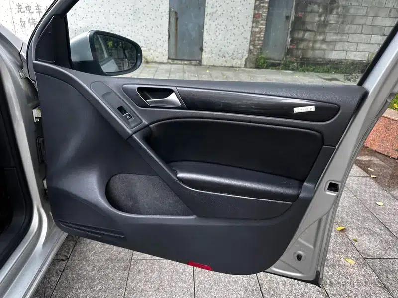 2011 Golf 1.4TSI Automatic Comfort — миниатюра 10