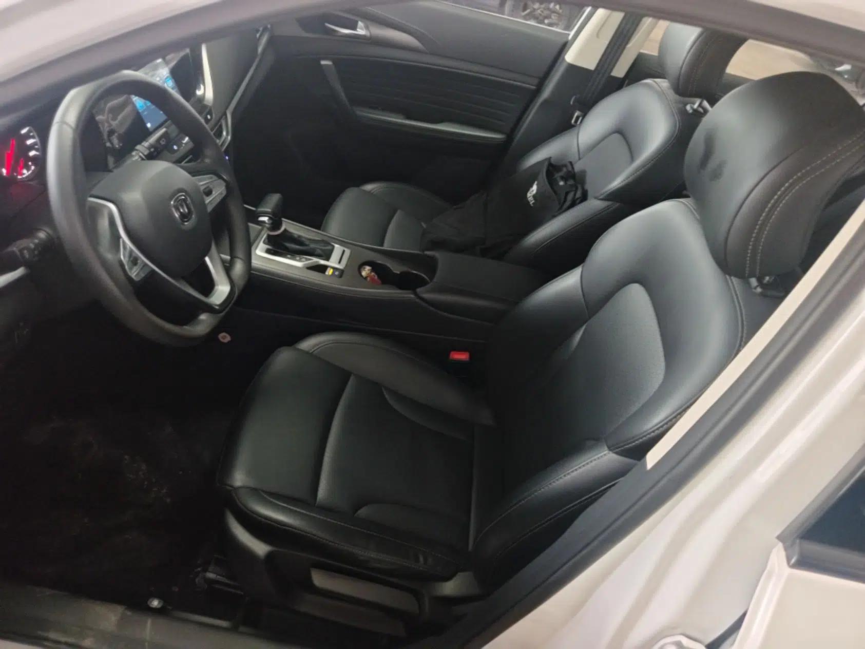 CHANGAN CS35PLUS 2021 Honor Million Edition 1.6L CVT Elite Model — миниатюра 17