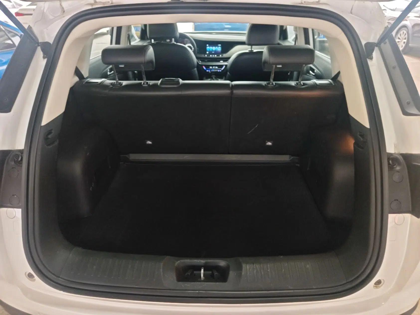 CHANGAN CS35PLUS 2021 Honor Million Edition 1.6L CVT Elite Model — миниатюра 22