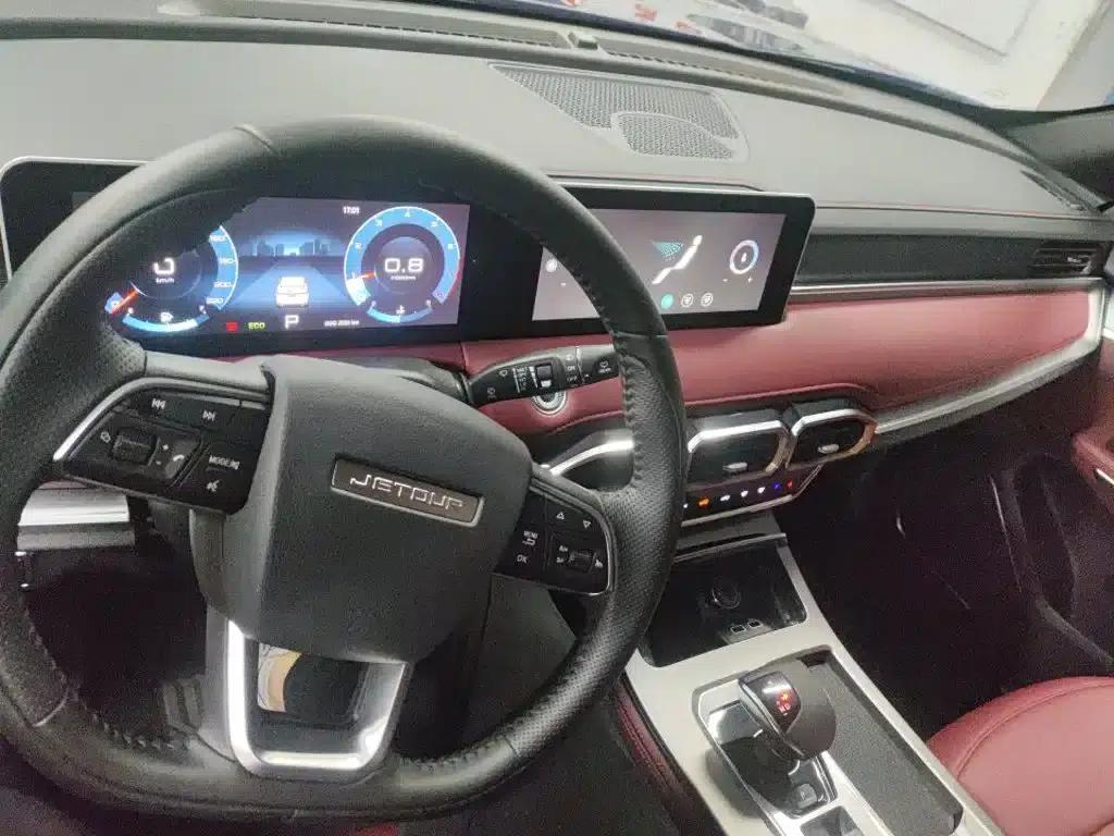 Jetour X70 PLUS 2025 Champion Edition 1.5T DCT Champion PRO 5-seater — миниатюра 5