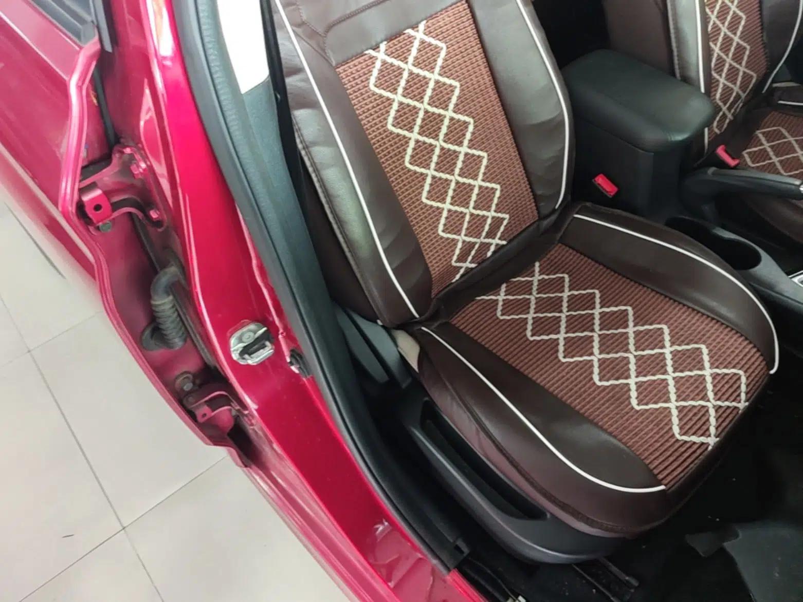 CHANGAN Alsvin V7 2015 1.6L Automatic Joyful Model China IV Standard — миниатюра 19