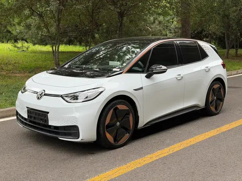 Volkswagen ID.3 2021 1st Edition ID. First Impression Edition — миниатюра 1