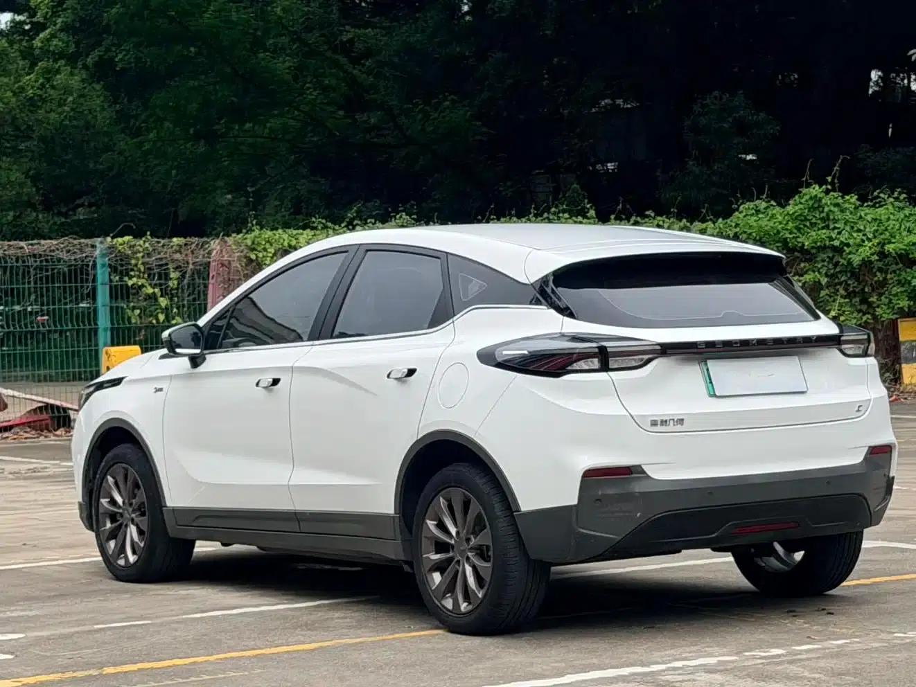 Geely Geometry C 2021 Model 400 Striving Edition — миниатюра 5
