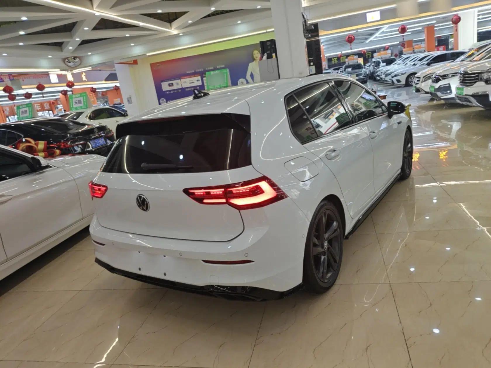Volkswagen Golf 2023 Facelift 280TSI DSG R-Line — миниатюра 6