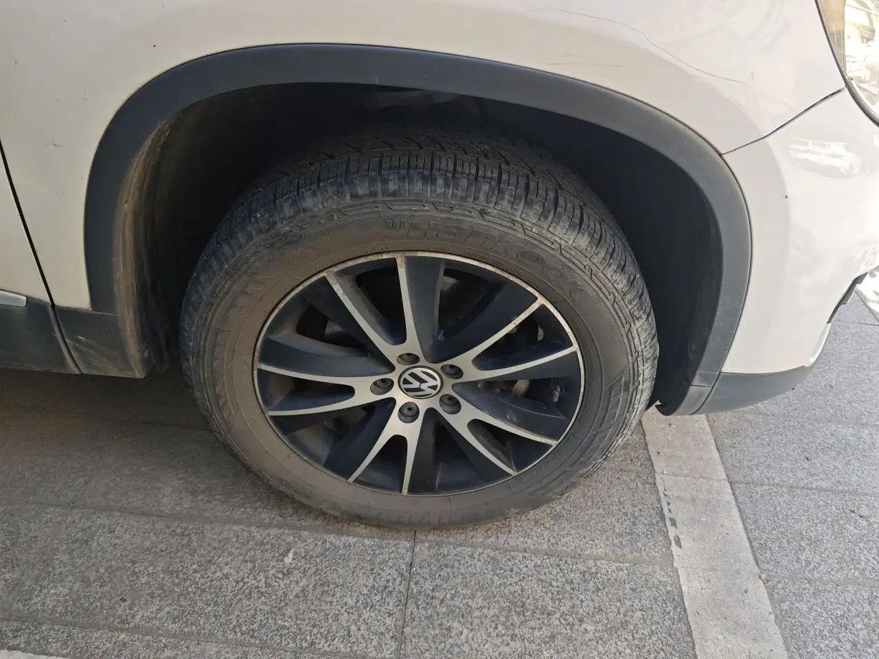 Volkswagen Tiguan 2015 1.8TSI Automatic Two-Wheel Drive Luxury Model — миниатюра 8
