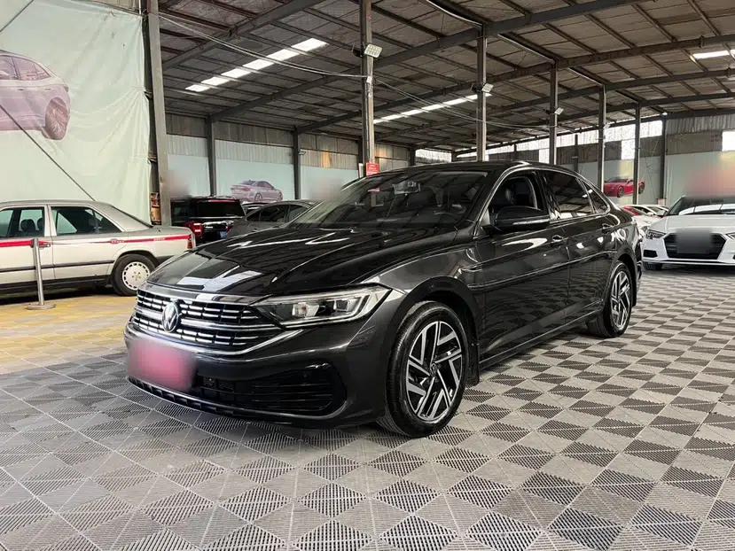 Volkswagen Sagitar 2023 300TSI DSG Excellence Edition — миниатюра 1