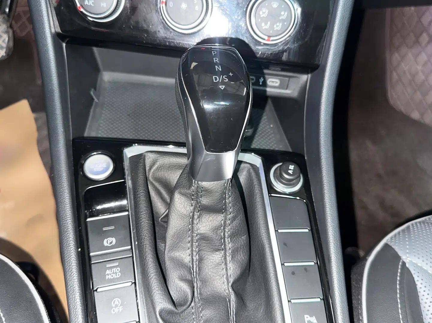 Volkswagen Sagitar 2023 300TSI DSG Excellence Edition — миниатюра 12
