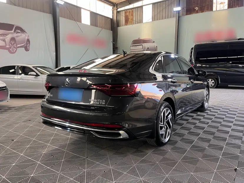 Volkswagen Sagitar 2023 300TSI DSG Excellence Edition — миниатюра 7