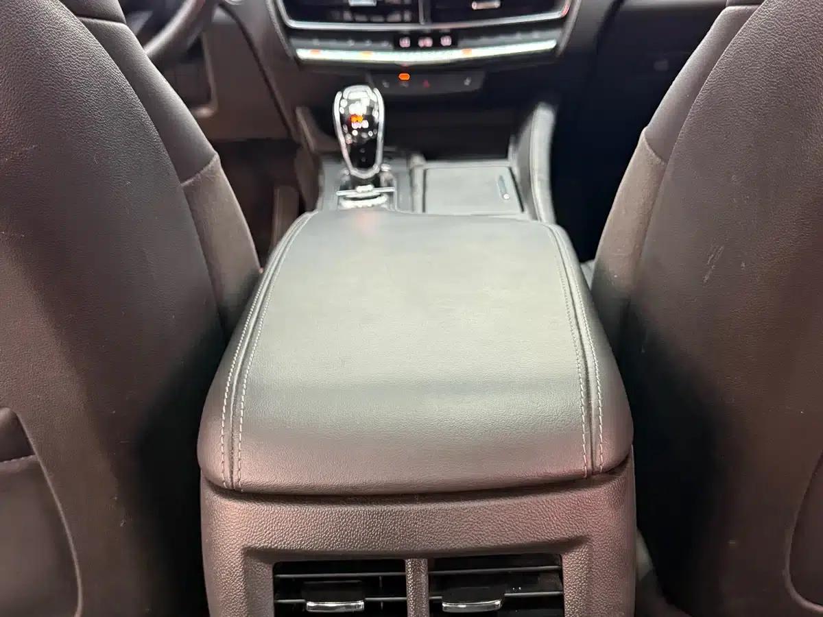 2020 Cadillac CT5 28T Luxury — миниатюра 11