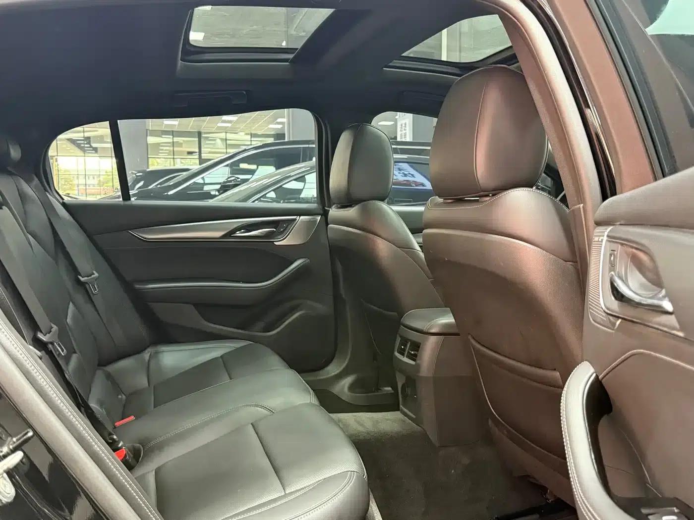 2020 Cadillac CT5 28T Luxury — миниатюра 13