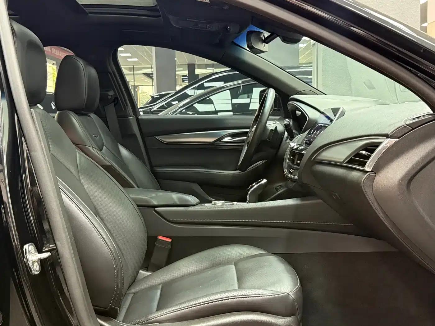 2020 Cadillac CT5 28T Luxury — миниатюра 14