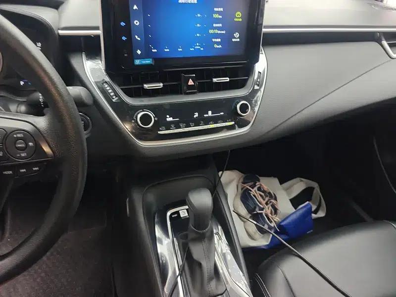 2021 Toyota Corolla 1.2T S-CVT Elite Edition — миниатюра 15