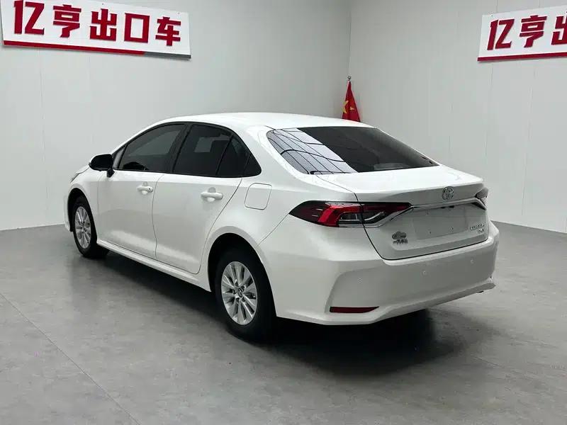 2021 Toyota Corolla 1.2T S-CVT Pioneer PLUS Edition — миниатюра 4