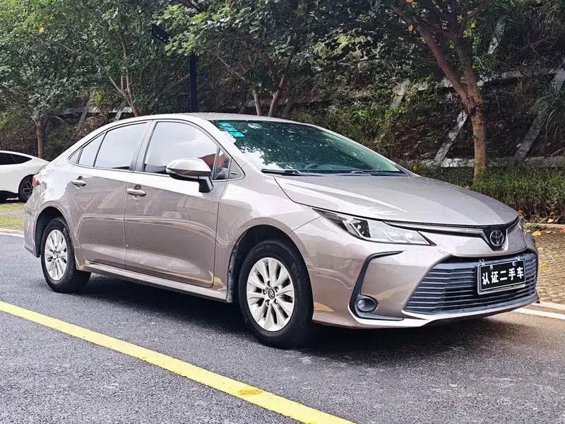 2019 Toyota Corolla 1.2T S-CVT GL Pioneer Edition — миниатюра 3
