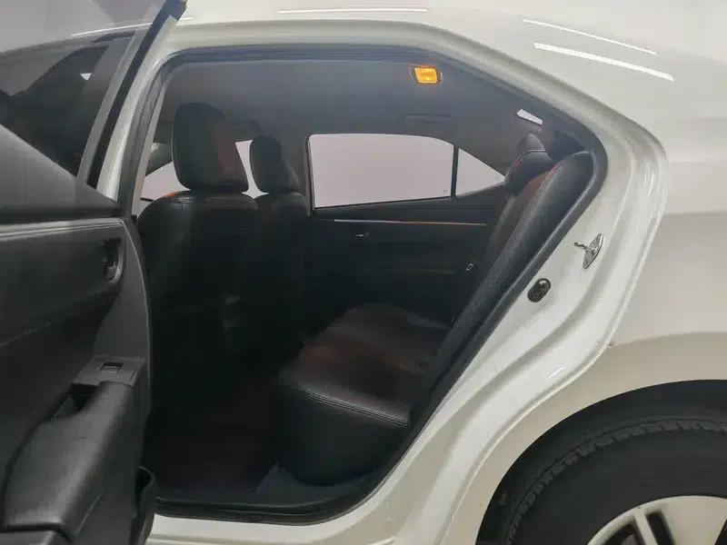 2014 Corolla 1.6L CVT GL — миниатюра 18