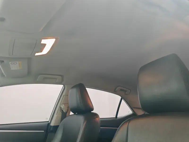 2014 Corolla 1.6L CVT GL — миниатюра 19