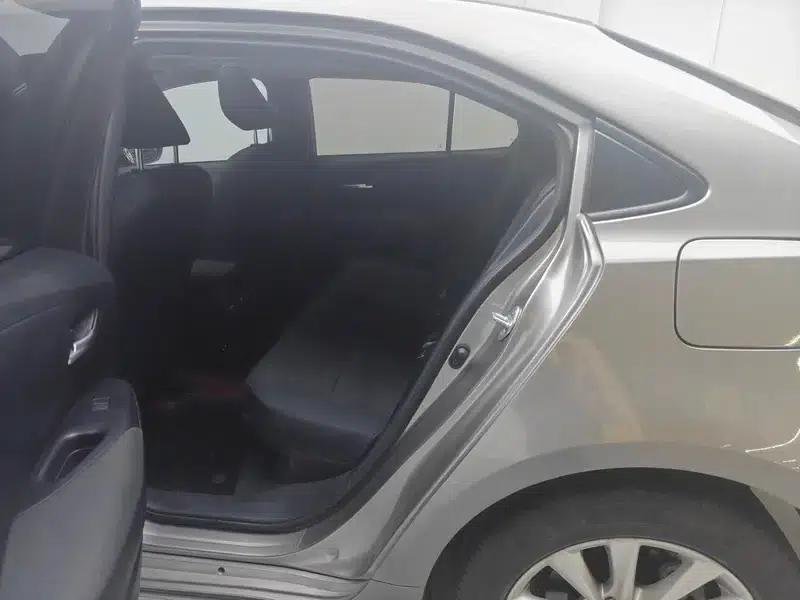 2023 Toyota Corolla Intelligent Hybrid 1.8L E-CVT Elite Edition — миниатюра 18