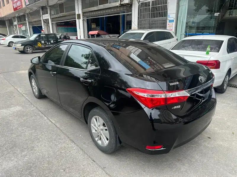 2017 Corolla 1.2T CVT GL — миниатюра 4