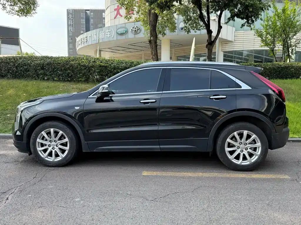 2020 Cadillac XT4 28T Two-Wheel Drive Technical Edition — миниатюра 3