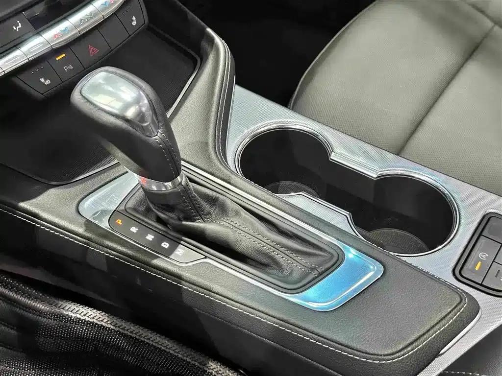 2022 Cadillac CT4 28T Luxury — миниатюра 15
