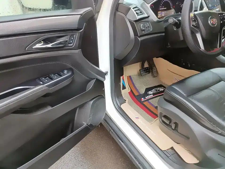 2014 Cadillac SRX 3.0L Luxury — миниатюра 11