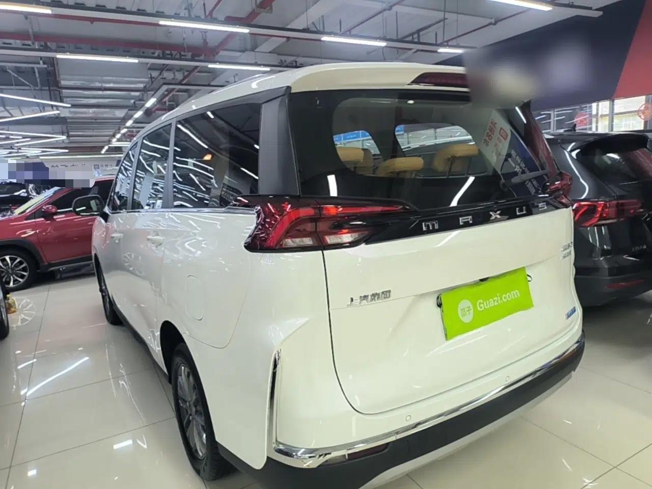 SAIC MAXUS G50 PHEV 2025 Leading Edition — миниатюра 4