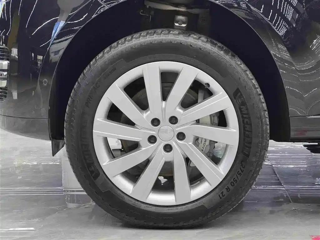 Range Rover 2025 3.0 L6 400PS Grand Long Wheelbase — миниатюра 4