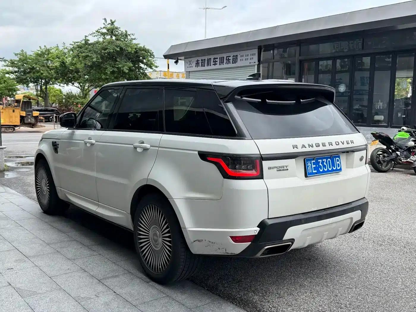 Range Rover Sport 2018 3.0 SC V6 HSE Dynamic — миниатюра 2